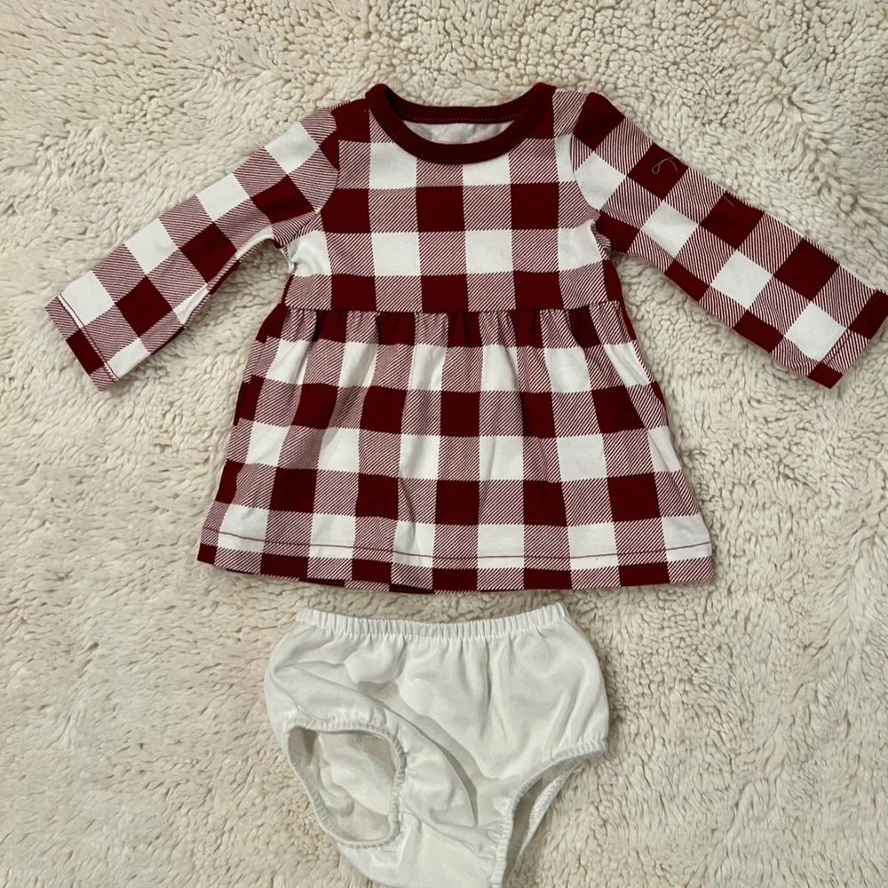 Bundle of 2 Premie baby dresses - Picture 4 of 5